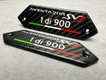 Lamborghini Emblems Aventador SV 1 di 900 in the door card Carbon Fiber